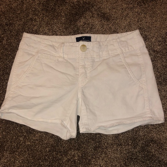 American eagle white shorts - Picture 1 of 3